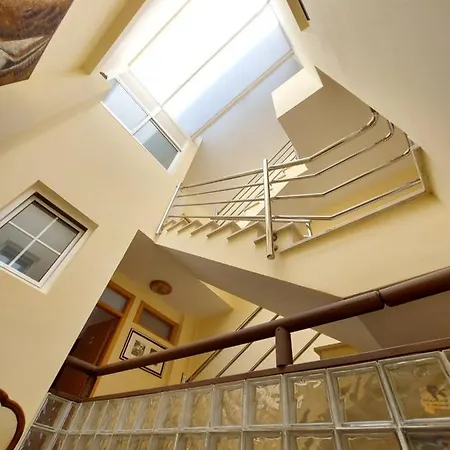 Cheap Studio, Wifi Free Adeje House Nyaraló *