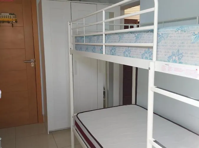 Cheap Studio, Wifi Free Adeje House 아데제