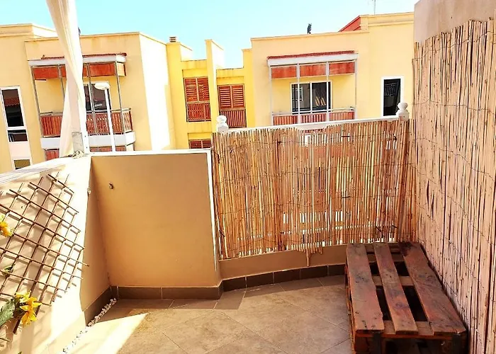 Σπίτι διακοπών Cheap Studio, Wifi Free Adeje House